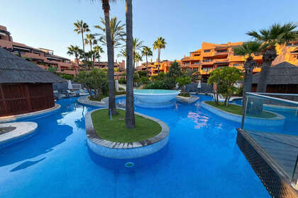 Apartamento venda em Puerto Banús, Marbella, Málaga. 