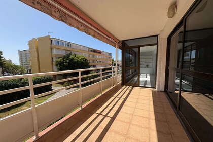 Appartementen verkoop in La Carihuela, Torremolinos, Málaga. 