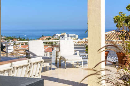 Apartment for sale in Benalmádena, Málaga. 