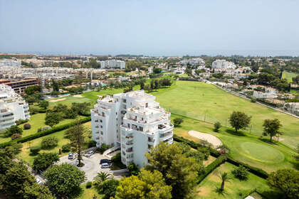 Apartment for sale in Guadalmina, Málaga. 