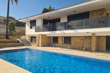 Cluster house for sale in Nucia (la), Alicante. 