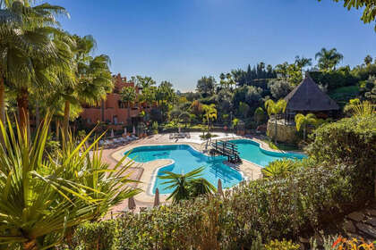 Apartmány na prodej v Nueva andalucia, Málaga. 