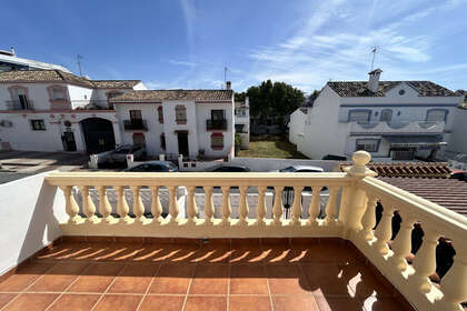 Domy na prodej v San Pedro de Alcántara, Marbella, Málaga. 
