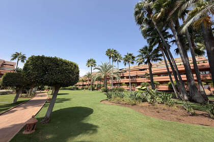 Apartmány na prodej v Puerto Banús, Málaga. 