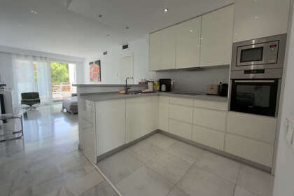 Apartmány na prodej v Puerto Banús, Málaga. 