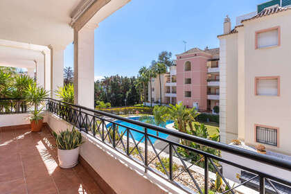 Apartmány na prodej v Nueva andalucia, Málaga. 