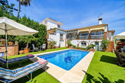 Řadový dům na prodej v Mijas Costa, Málaga. 