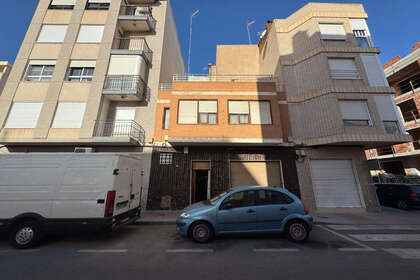 House for sale in Guardamar del Segura, Alicante. 