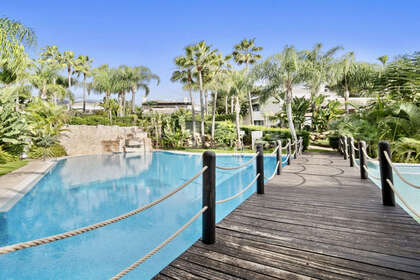 Řadový dům na prodej v Puerto Banús, Marbella, Málaga. 