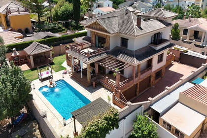 Таунхаус Продажа в Alhaurín de la Torre, Málaga. 