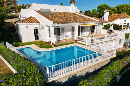 Таунхаус Продажа в Estepona, Málaga. 