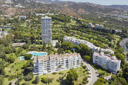 Апартаменты Продажа в Las Chapas, Marbella, Málaga. 