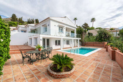 Reihenhaus zu verkaufen in Benalmádena, Málaga. 