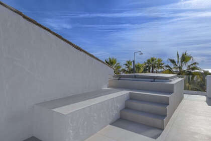 Apartment zu verkaufen in El Paraiso, Estepona, Málaga. 