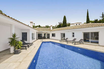 Casa Cluster venda em Mijas Costa, Málaga. 
