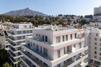 Пентхаус Продажа в Nueva Andalucía, Marbella, Málaga. 