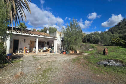 Ранчо Продажа в Estepona, Málaga. 