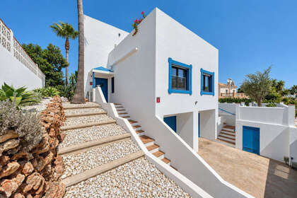 Таунхаус Продажа в Cerros Del Lago, Marbella, Málaga. 