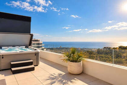 Penthouse for sale in Los monteros, Marbella, Málaga. 