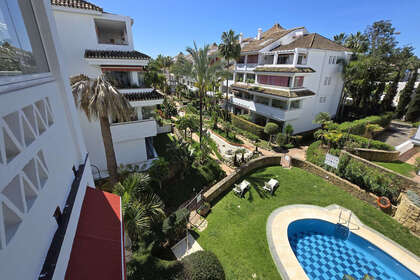 Apartment for sale in Puerto Banús, Marbella, Málaga. 