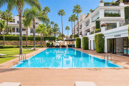 Apartment for sale in Estepona, Málaga. 
