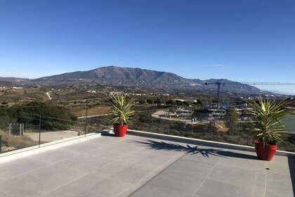 Cluster house for sale in La Cala Golf, Mijas, Málaga. 