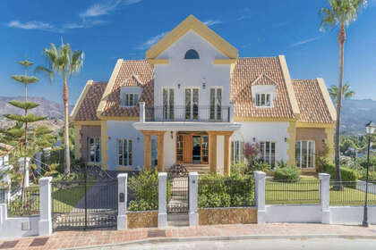 Cluster house for sale in La Cala Golf, Mijas, Málaga. 