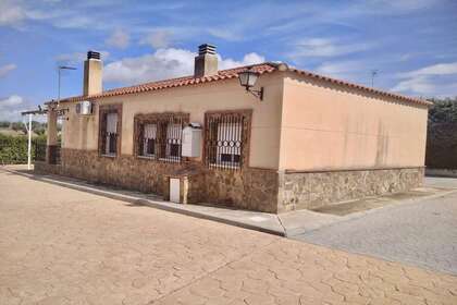 Chalets verkoop in San Marcos, Almendralejo, Badajoz. 