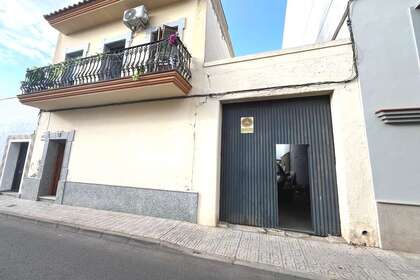 House for sale in Almendralejo, Badajoz. 