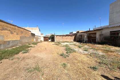 Stedelijke terreinen verkoop in Almendralejo, Badajoz. 