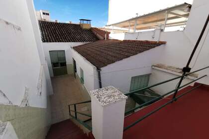 House for sale in Almendralejo, Badajoz. 