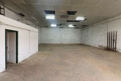 Průmyslové haly na prodej v Almendralejo, Badajoz. 