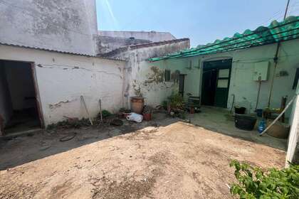 House for sale in Almendralejo, Badajoz. 
