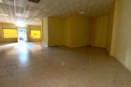 Commercial premise in Almendralejo, Badajoz. 
