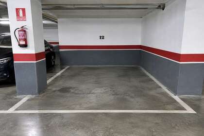 Vagas de estacionamento venda em Almendralejo, Badajoz. 