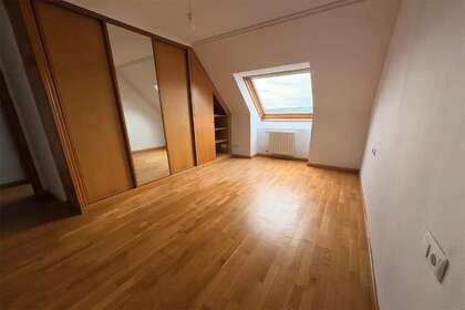 Flat for sale in Corredoria (Oviedo), Asturias. 