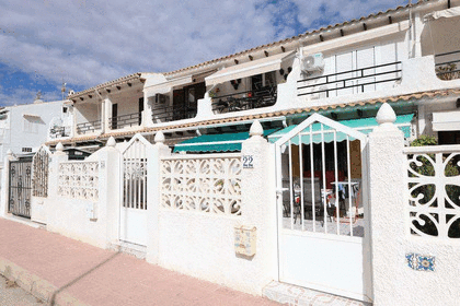 Bungalow for sale in Torrevieja, Alicante. 