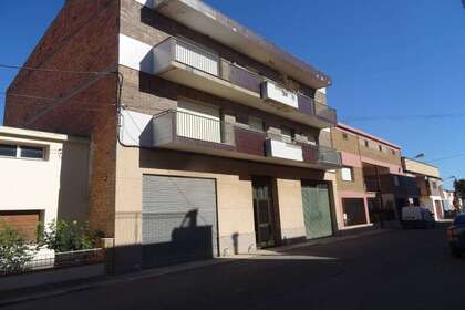 房子 出售 进入 Agüero, Huesca. 