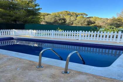 Chalet for sale in Segur de dalt, Segur de Calafell, Tarragona. 