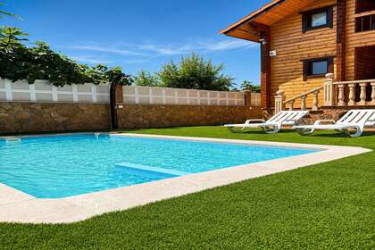 Villa en Torrequebrada, Aguadulce, Almería. 