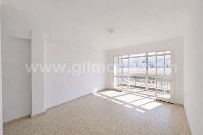 Flat for sale in Paseo de Andalucía, Vélez-Málaga. 