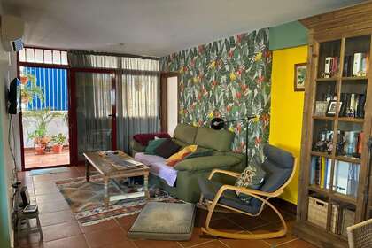 Flat for sale in Playamar, Torremolinos, Málaga. 