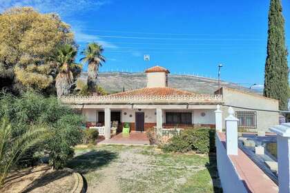 Domy na prodej v Caudete, Albacete. 