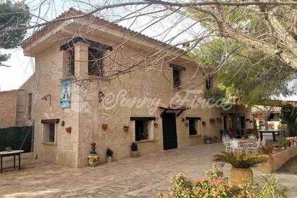 Land huse til salg i Albacete. 