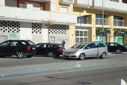 Obchodní prostory na prodej v Torre del mar, Málaga. 