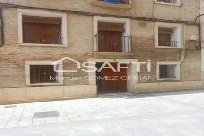 Duplex/todelt hus til salg i Huesca. 