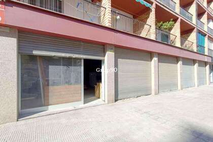 Obchodní prostory na prodej v Lleida, Lérida (Lleida). 