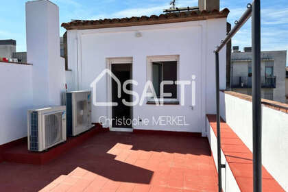 Duplex for sale in Calella de Palafrugell, Girona. 