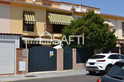 Huizen verkoop in Badajoz. 