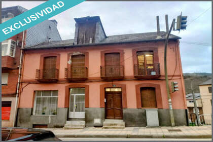 房子 出售 进入 Toreno, León. 